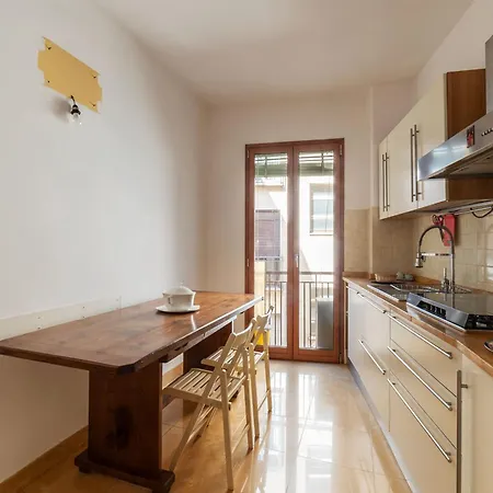 Guesthost - Bright In Monteverde Apartament